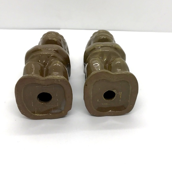 Vintage Trader Vic’s Salt & Pepper Shakers - Picture 3 of 4